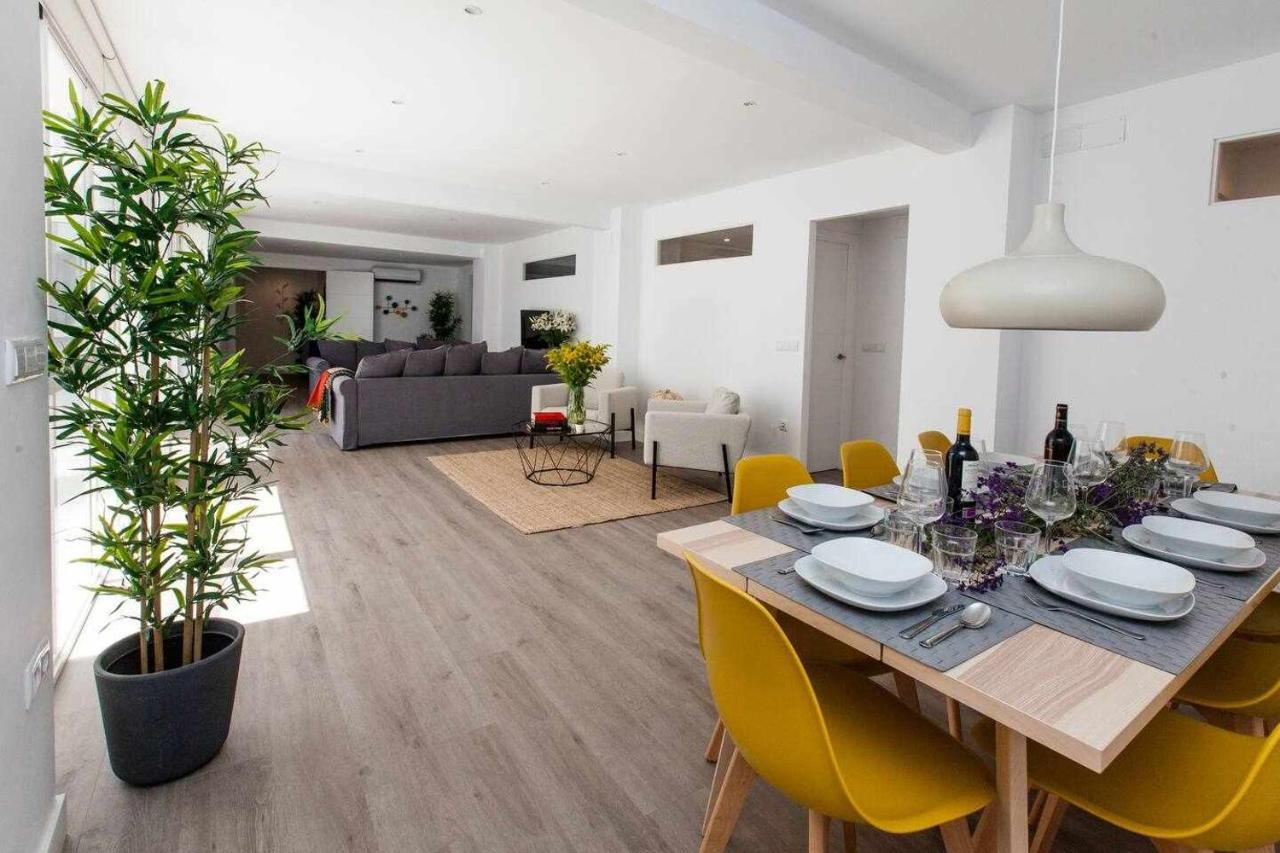 Isg Apartments Downtown Family Haven Free Parking Spot Sevilla Exteriér fotografie
